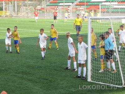 lokobol_group_04.jpg