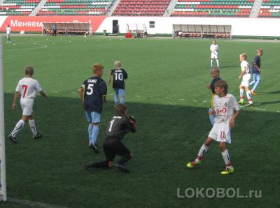 lokomotiv-salut_7082011_14.jpg